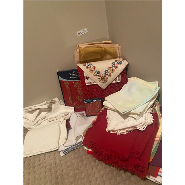 Christmas Linen Collection