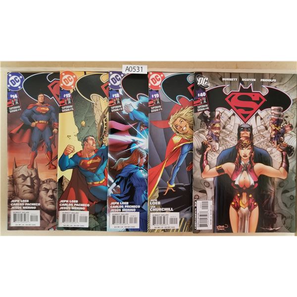 Batman & Superman Comics (A0531)