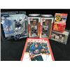 Image 1 : HOCKEY FAN LARGE LOT OF HOCKEY CARDS/BOBBLEHEADS/PROGRAM/MACFARLANE LOT