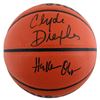 Image 1 : HAKEEM OLAJUWAN AND CLYDE DREXLER SIGNED SPALDING BASKETBALL (BECKETT COA)