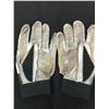 Image 4 : KURT WARNER DUAL SIGNED GAME USED FOOTBALL GLOVES (CARDINALS COA)