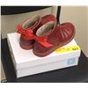 Image 2 : "Ivy + Bean Movie" Pair of Hero IVY red booties size US 1.5 brand name Elephantido
