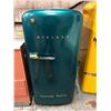 Image 1 : "Ivy + Bean Movie" Beans front yard/ garage - Vintage McClary refrigerator turquoise model STR72-5 (