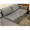 Image 2 : "Ivy + Bean Movie" - 2 piece patio sectional sofa ( excellent shape , approx. 87 inches wide by 63 i