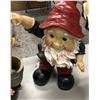Image 4 : "Ivy + Bean Movie" - Group of 3 porcelain decorative gnomes
