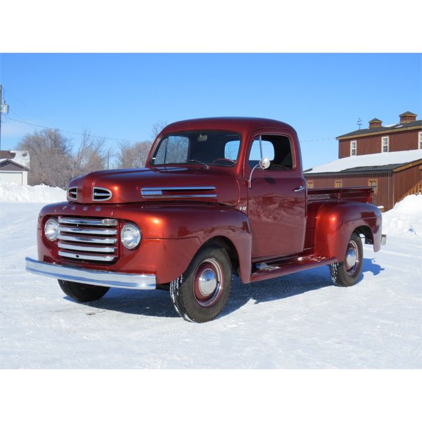 1949 FORD F47
