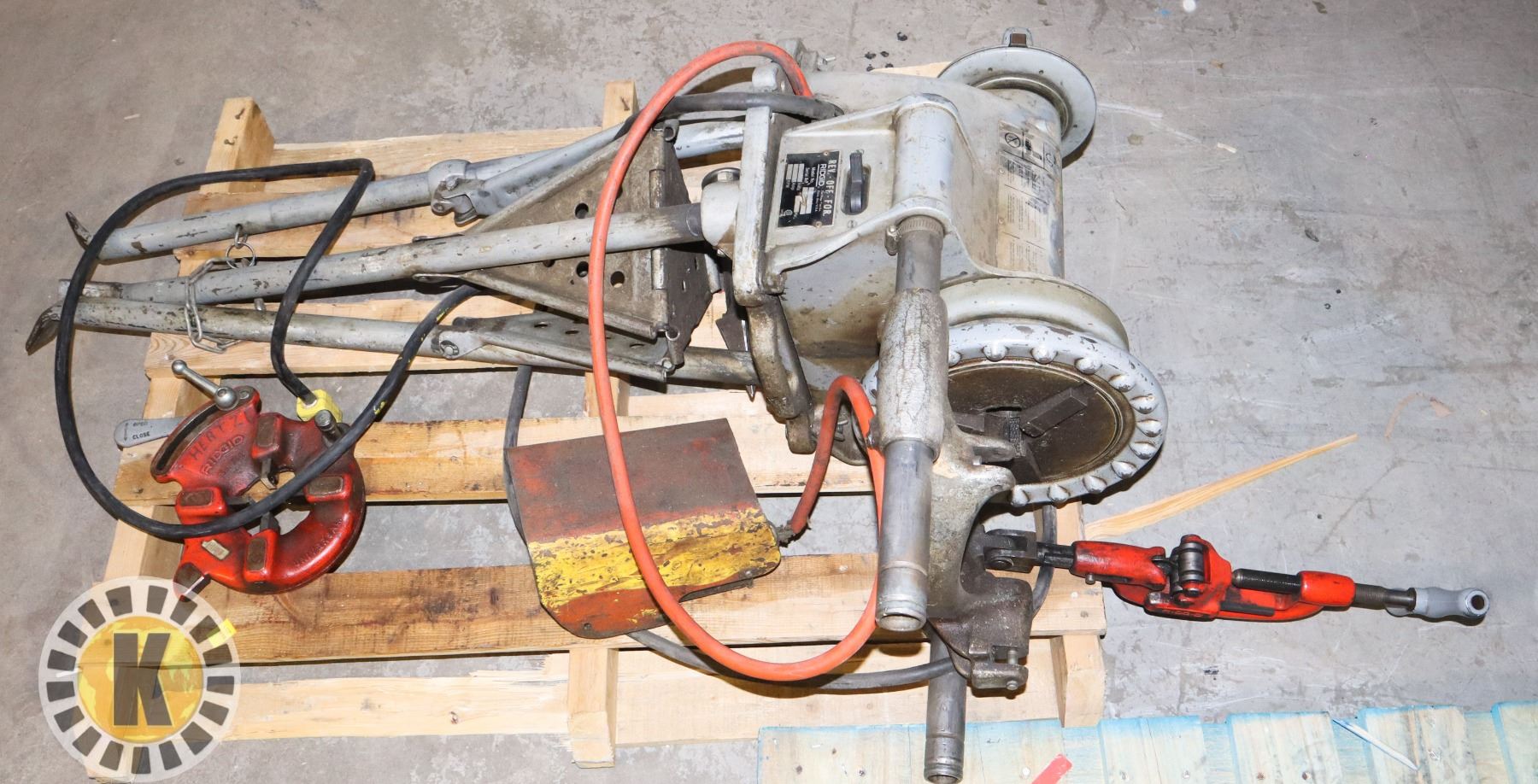 RIDGID PIPE THREADER MODEL 300-T2 115V