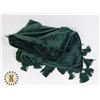 Image 1 : 2 GREEN VELVET PILLOW SHAMS