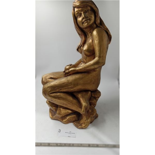 Naked Woman Statue