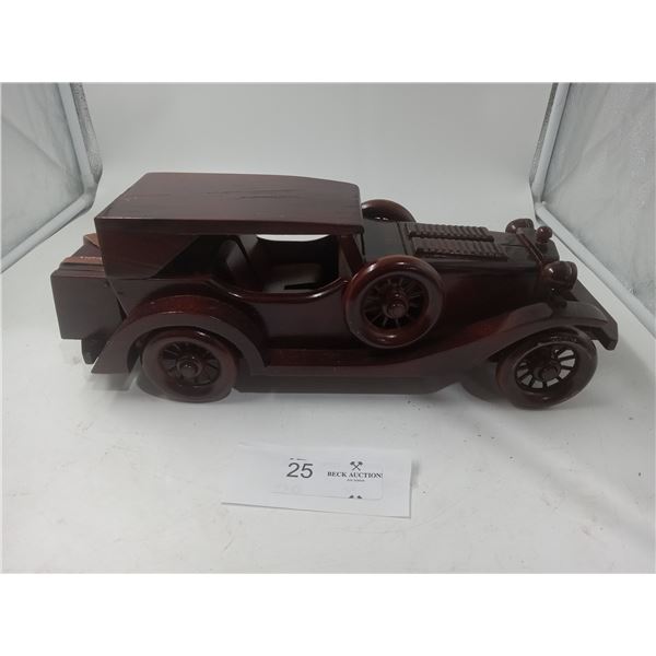Vintage Car - Wood Carving