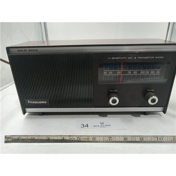 Holiday - AM 8 Transistor Radio (#A573064)