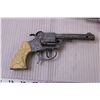 Image 2 : (2) Cap Guns