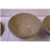 Image 4 : (3) Vintage Mixing Bowls