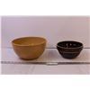 Image 1 : (2) Vintage Mixing Bowls