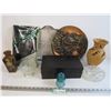 Image 1 : Scarf & Gloves Gift Box - File Box - Vases - Glass Dishes - Wall Decor - Glass Insulator