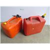 Image 2 : *(2) 5 Gallon Gas Cans