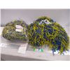 Image 1 : (2) Hilltops Pom Poms