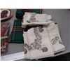 Image 6 : Place Mats