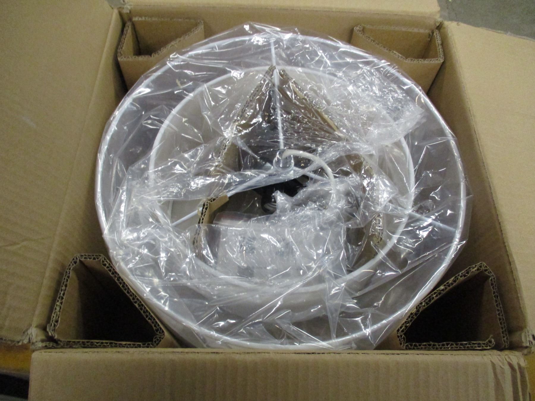 NEW (STORE RETURN): LIGHT FIXTURE