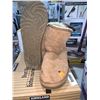 Image 3 : Kirkland Ladies Sheepskin Boots Size 9 Chestnut See pics for Small tear in back top of boot
