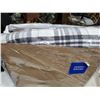 Image 2 : Soft Flannel from Portugal 100% cotton Queen Sheet Set