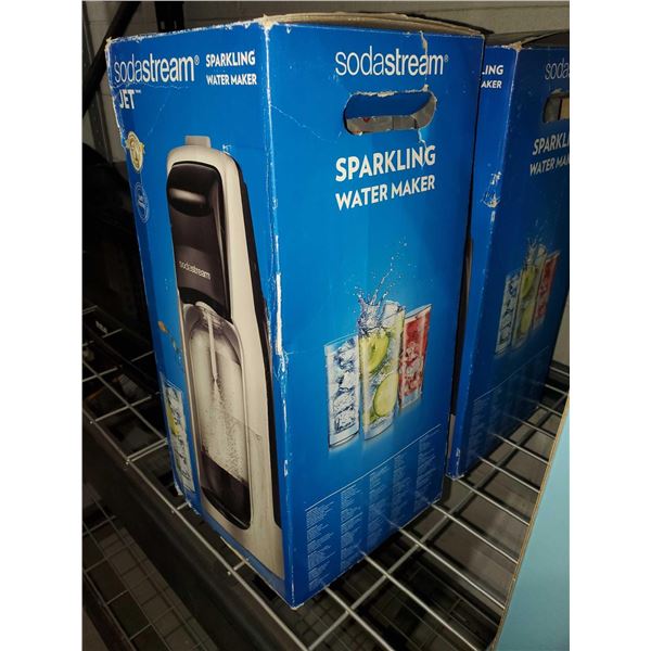 Soda Stream Sparkling Water Maker - New Item - Damaged Box