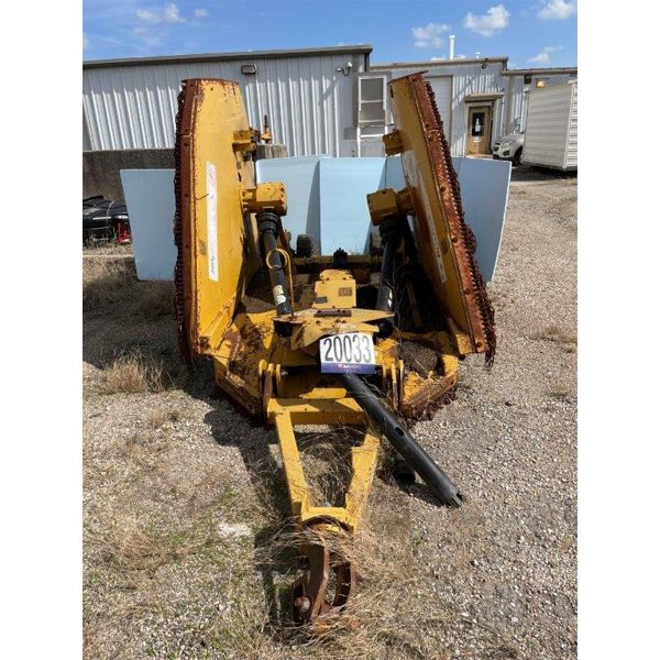 BUSH WACKER 15' Batwing Mower