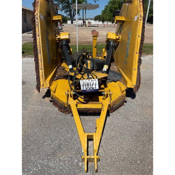 BUSH WACKER  Batwing Mower