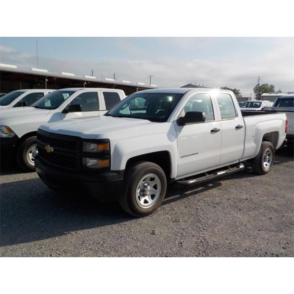 2015 CHEVROLET SILVERADO Pickup Truck