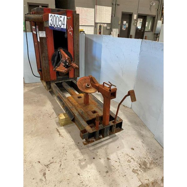 TIRE CHANGING MACHINE
