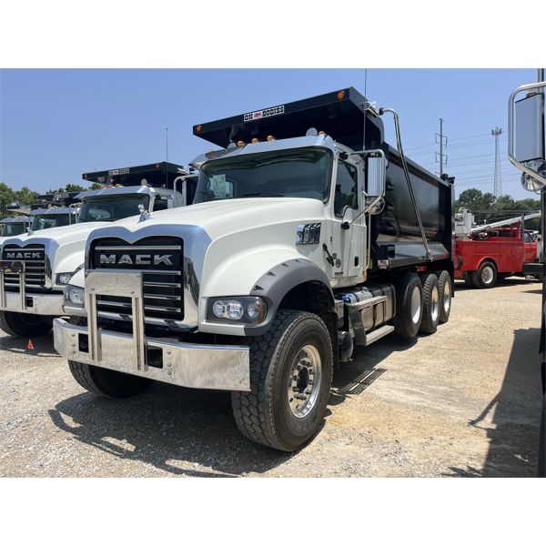 2022 MACK GR64F Dump Truck