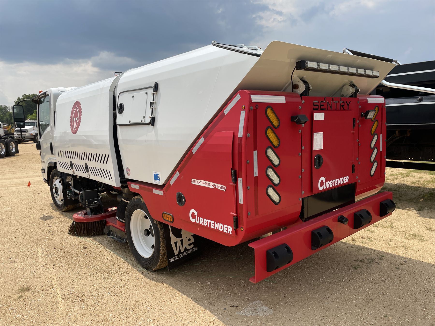 2018 ISUZU NPR HD Sweeper Truck J M Wood Auction Company Inc 2018-isuzu-npr-hd-sweeper-truck-j-m-wood-auction-company-inc