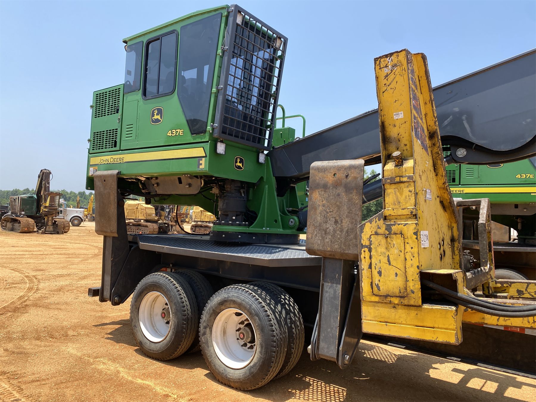 2019 JOHN DEERE 437E Log Loader - J.M. Wood Auction Company, Inc.
