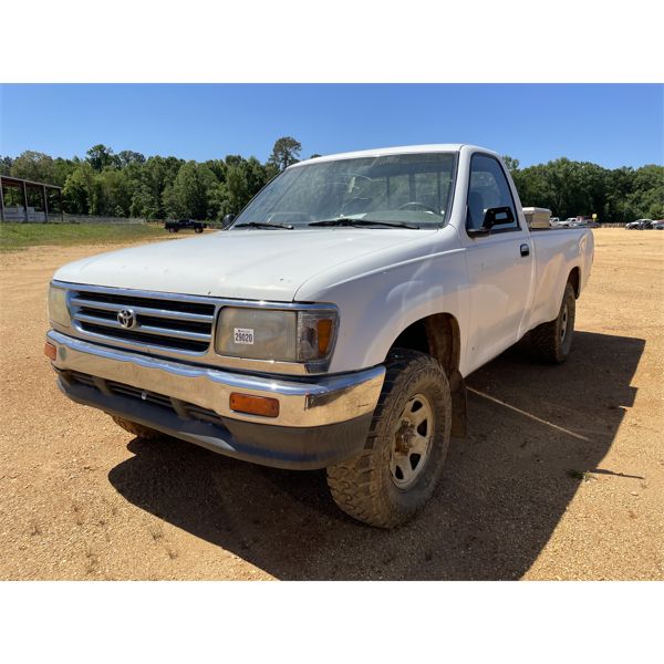 1993 TOYOTA T100 Pickup Truck
