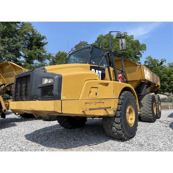 2013 CAT 740 Articulated Truck