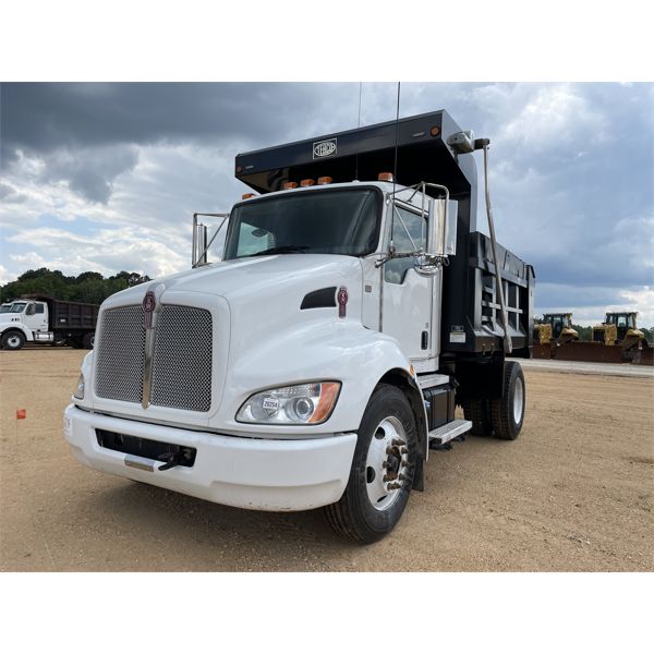 2019 KENWORTH T270 Dump Truck