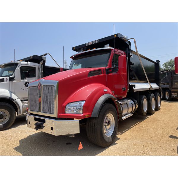 2016 KENWORTH T880 Dump Truck