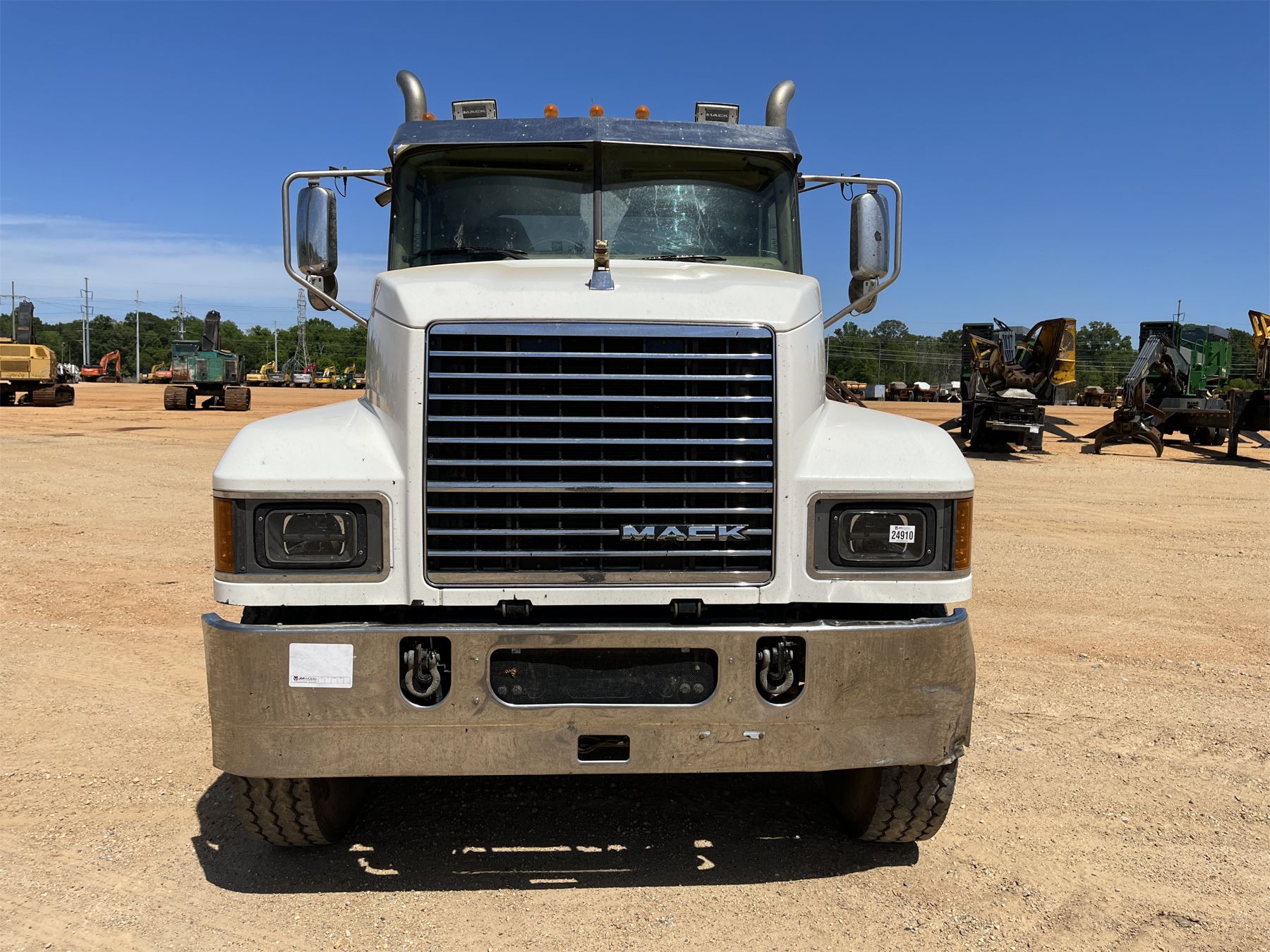 2019 MACK PI64T Day Cab Truck - J.M. Wood Auction Company, Inc.
