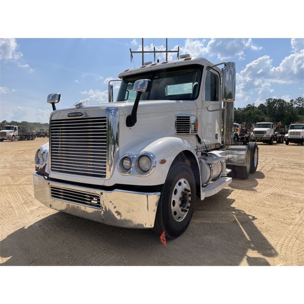 2016 FREIGHTLINER CORONADO 122SD Day Cab Truck