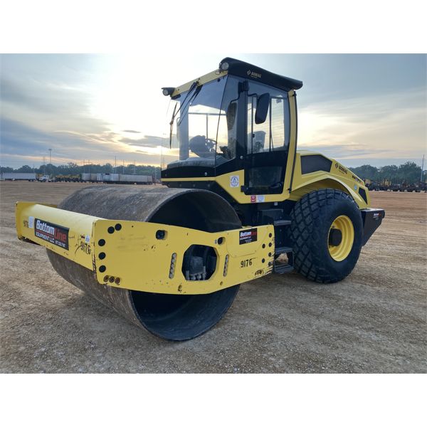 2019 BOMAG BW211D-5 Roller