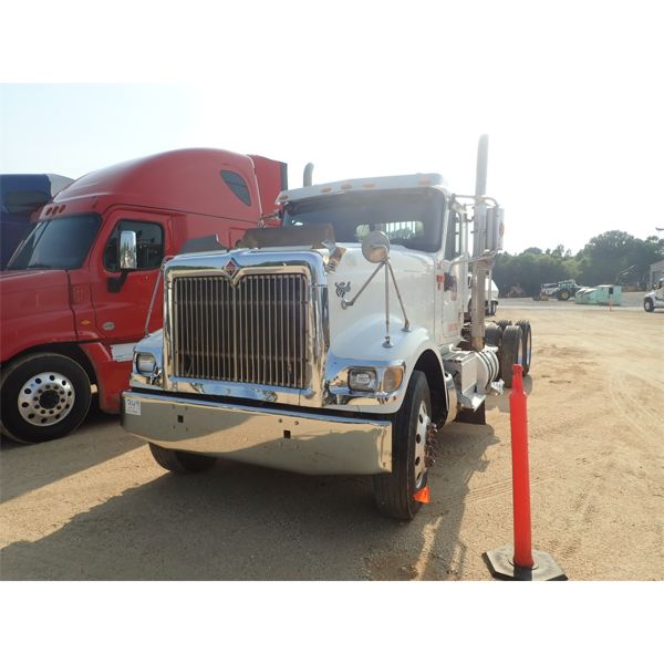 2016 INTERNATIONAL 9900i Day Cab Truck