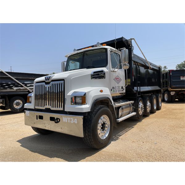 2019 WESTERN STAR 4700SF Dump Truck