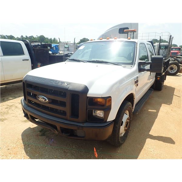 2008 FORD F350 XL Flatbed Truck