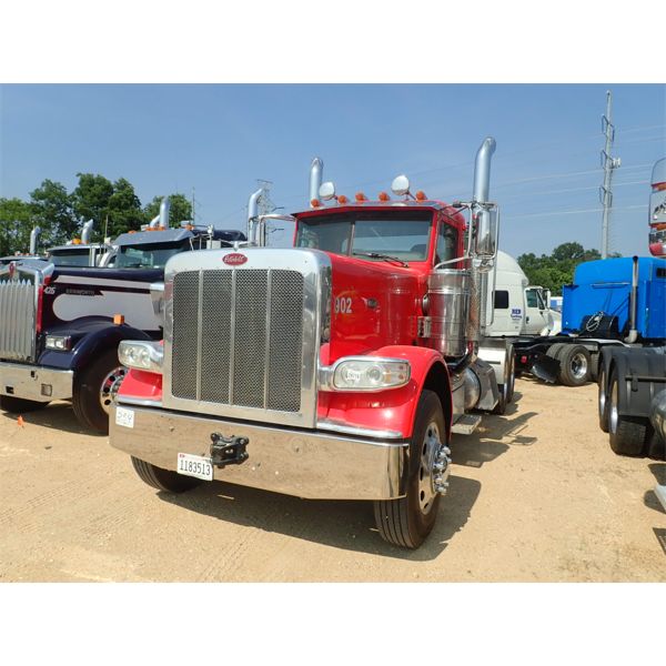 2020 PETERBILT 389 Day Cab Truck