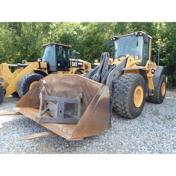 2011 VOLVO L110F Wheel Loader