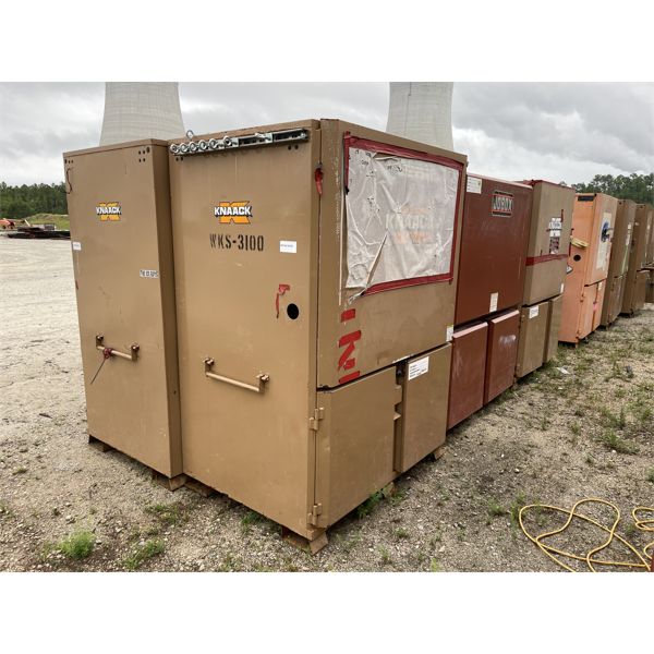 KNAACK/JOBOX FIELD STATION JOBSITE BOX - J.M. Wood Auction Company