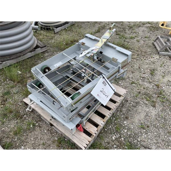 DOCKABLE TRACK DOLLIES