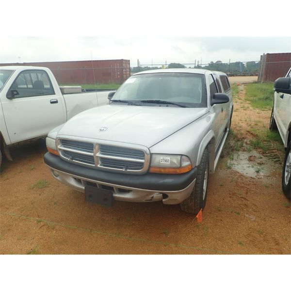 2004 DODGE DAKOTA Pickup Truck