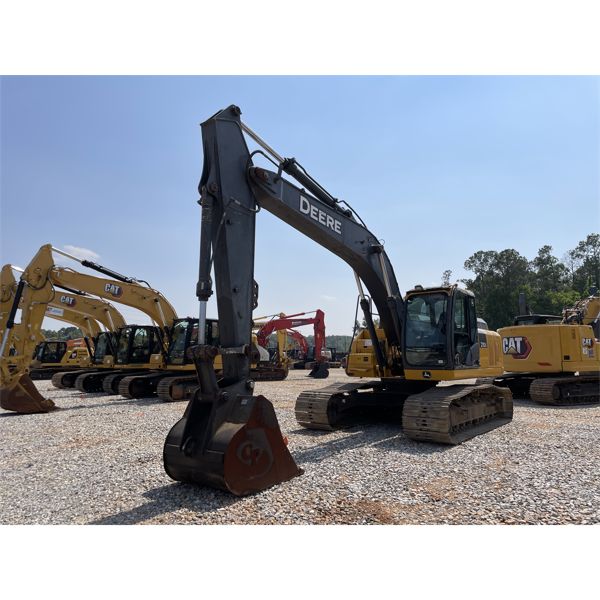 2015 JOHN DEERE 210G LC Excavator