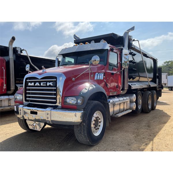 2020 MACK GR64F Dump Truck